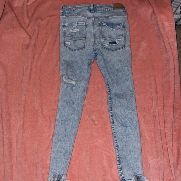 American Eagle Ripped Jeans - Picture 2 of 2